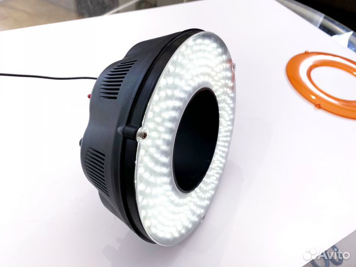 Осветитель Falcon Eyes DVR-240D