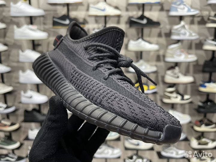 Кроссовки Adidas Yeezy Boost 350 V2 Black