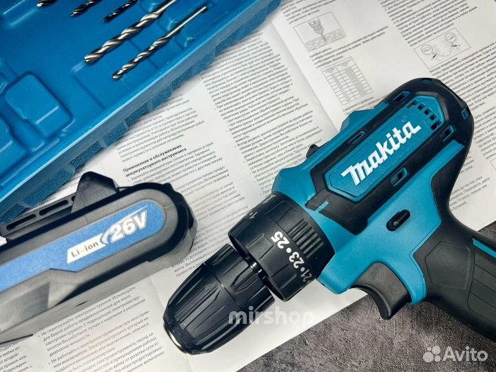 Шуруповерт makita новый