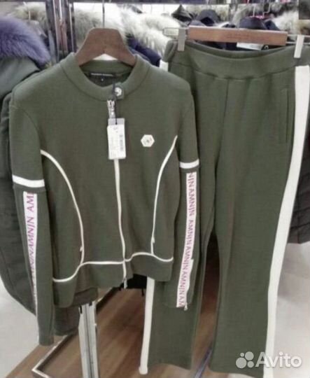 Спортивный костюм Amnesia новый