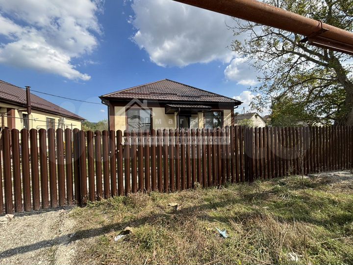 Дом 98 м² на участке 5 сот.