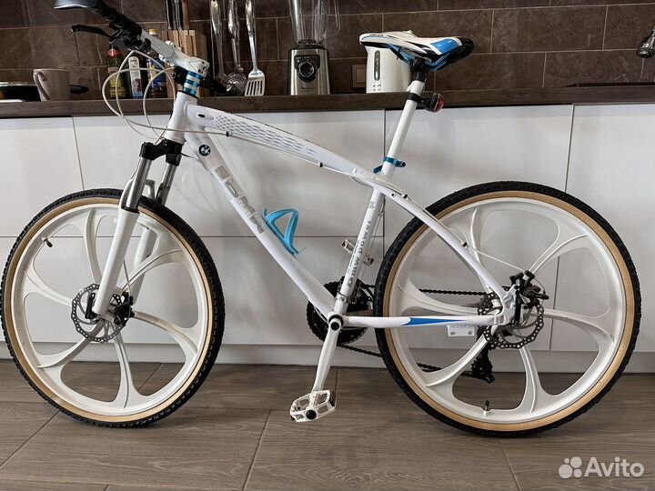 Велосипед на литых дисках