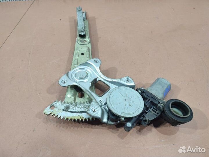 Стеклоподъёмник в сборе задний левый Infiniti M35