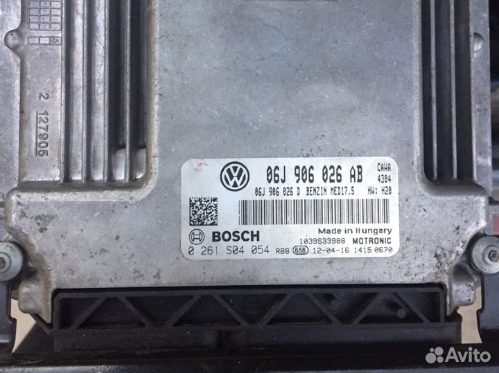 Volkswagen Tiguan Блок управления двигателем