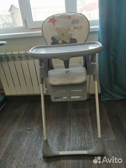Стульчик для кормления детский