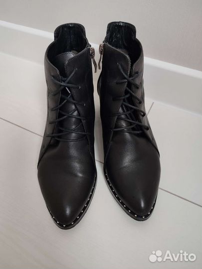 Ботинки женские 38 размера