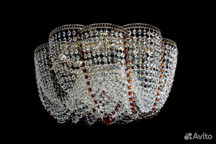 Хрустальная люстра 