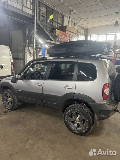 Багажник на крышу niva travel