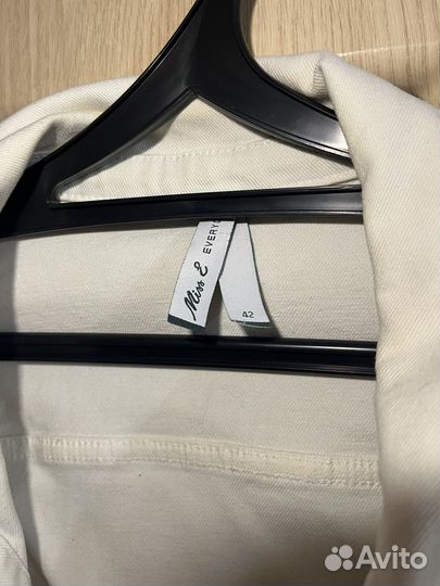 Джинсовая куртка женская