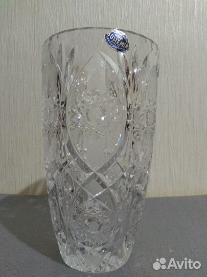 Ваза хрустальная