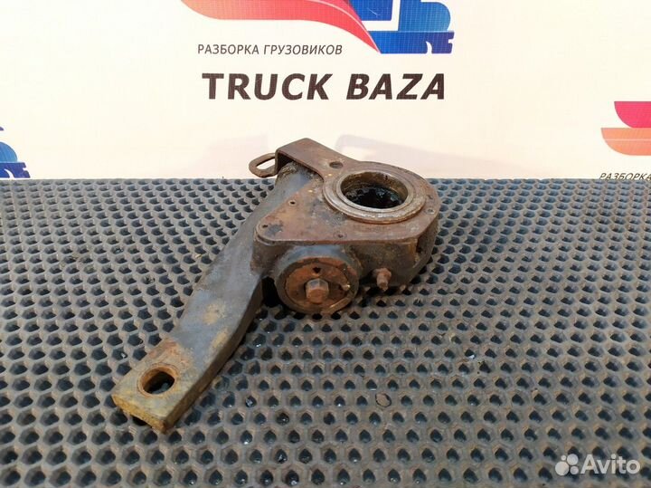 2009819 Трещетка тормозная левая