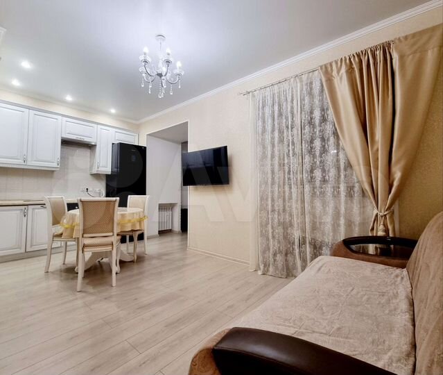 2-к. квартира, 64 м², 7/10 эт.