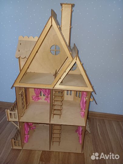 Кукольный домик