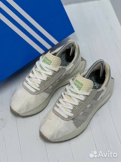 Кроссовки Adidas Retropy E5