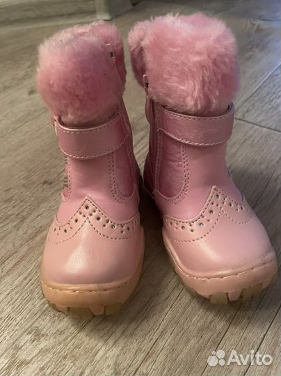 Сапожки для девочки