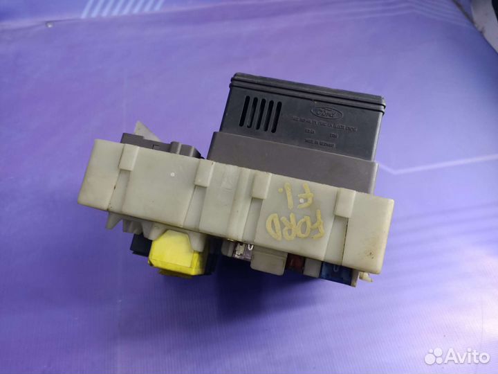 Блок предохранителей Ford Focus 1