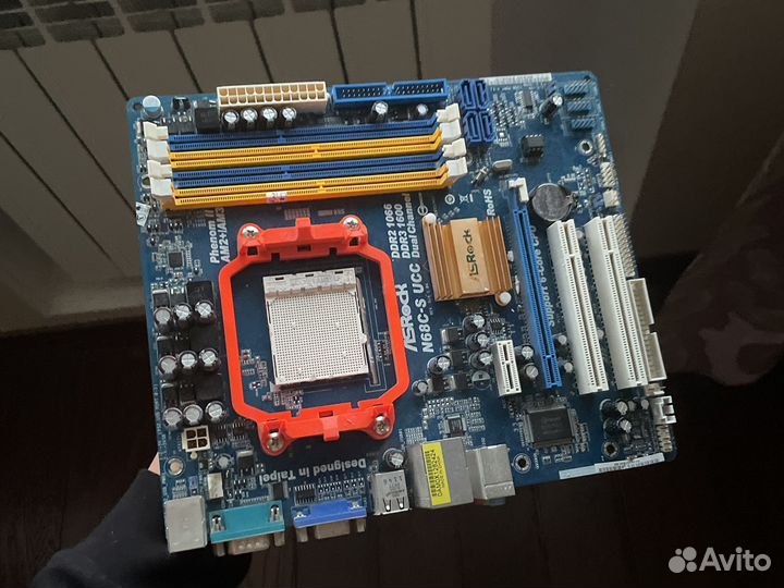 Материнская плата