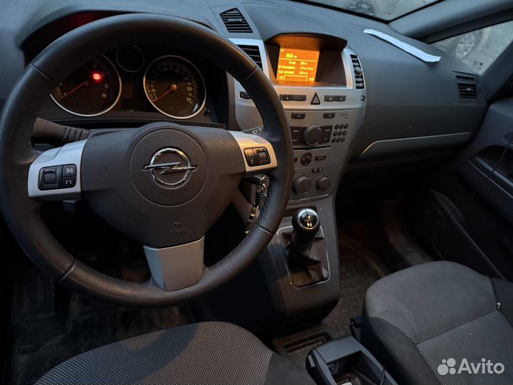 Opel Zafira 1.8 МТ, 2014, 146 149 км