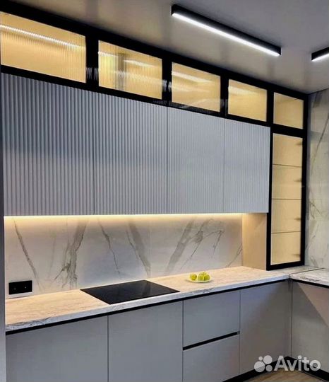 Кухонный гарнитур с бесплатным монтажом