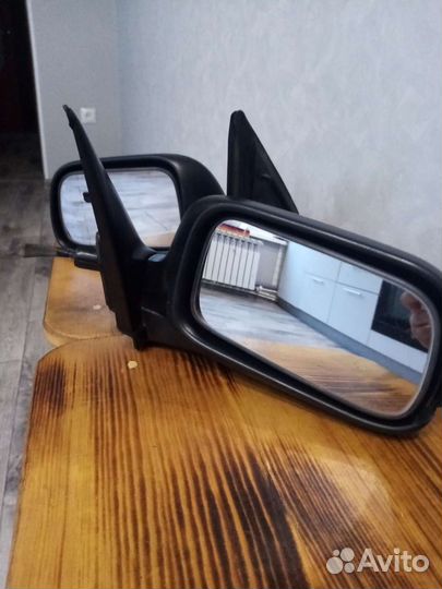 Зеркала заднего вида на nissan