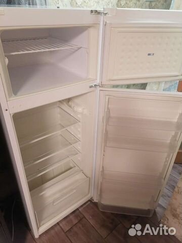 Холодильник бу estel