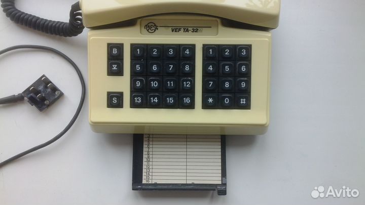 Телефонный аппарат VEF TA-32 M