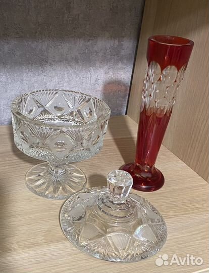 Ваза на ножке и ваза цветной хрусталь СССР