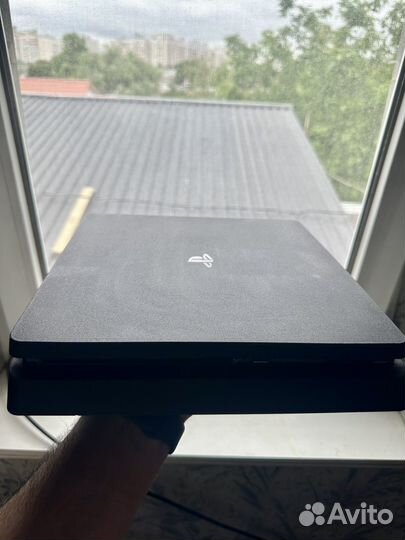 Sony playstation 4 slim 500gb+2Джостика