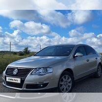 Volkswagen Passat 2.0 MT, 2006, 280 000 км, с пробегом, цена 700 000 руб.