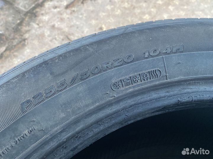 Hankook Optimo H426 255/50 R20 104N