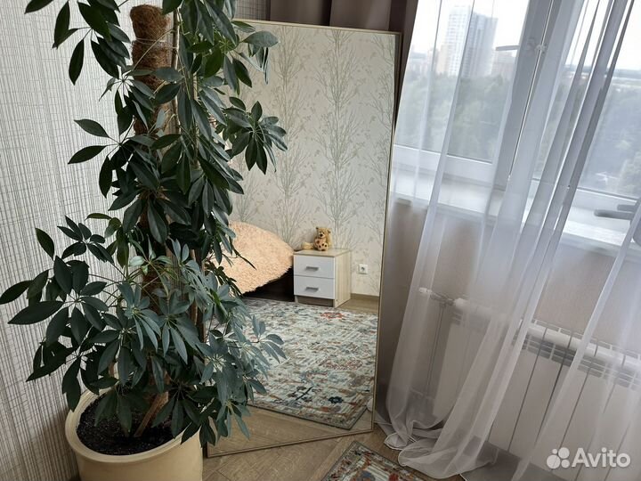 Зеркало напольное