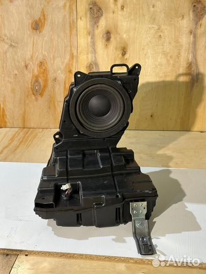 Сабвуфер Lexus RX 350 /450h