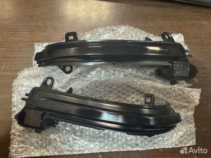 Указатель поворота в зеркало BMW X1 F48 2 F45