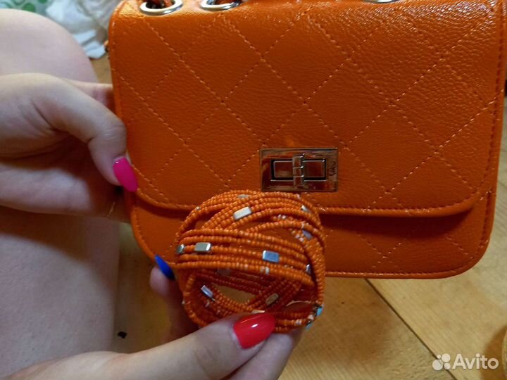 Украшения, браслеты, подвески с цепочками