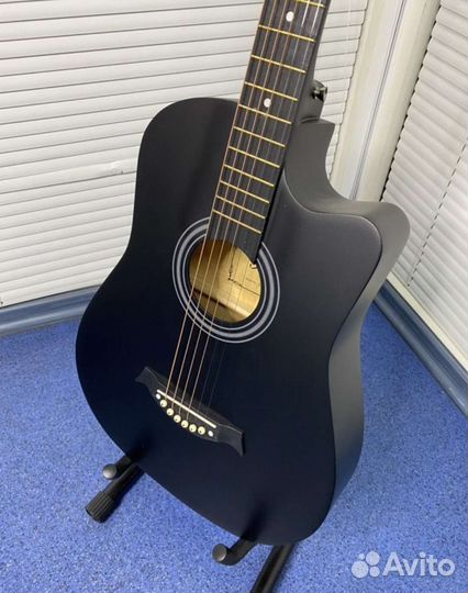 Гитара матовая