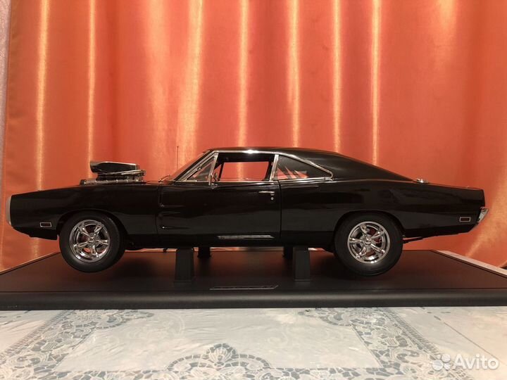 Dodge charger R/T 1:8