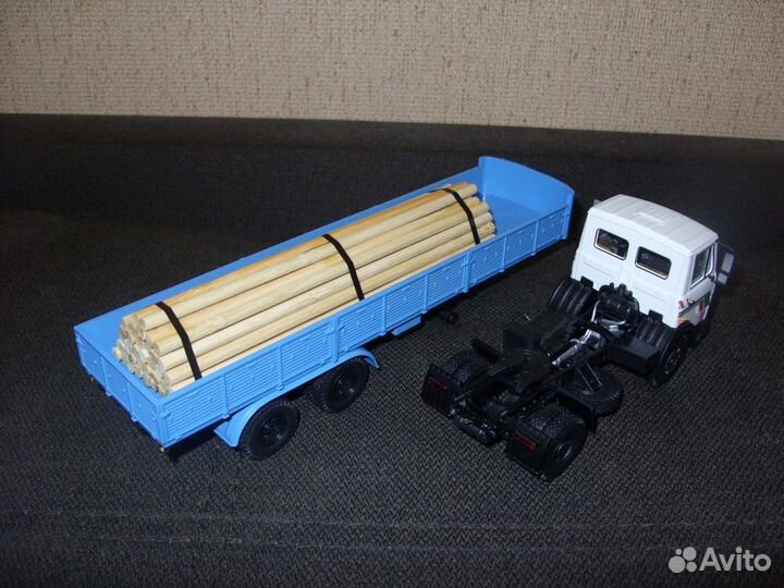 Маз-5433 и маз-5205 сцепка,с грузом сруб