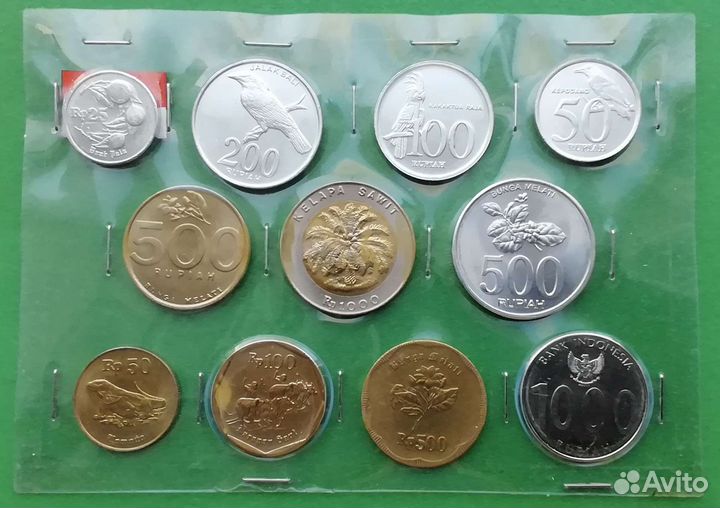 Наборы монет. азия