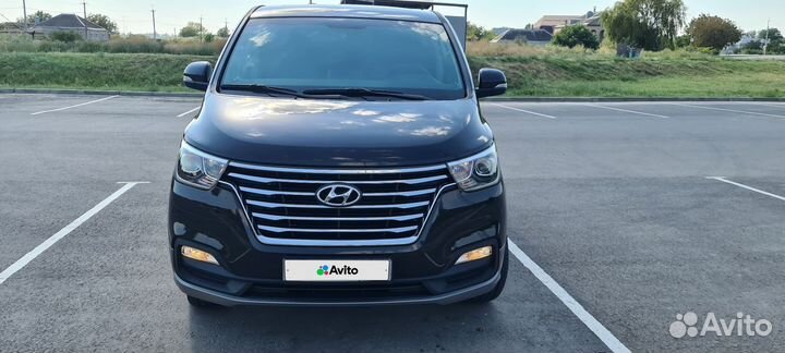 Hyundai Grand Starex 2.5 AT, 2018, 58 170 км