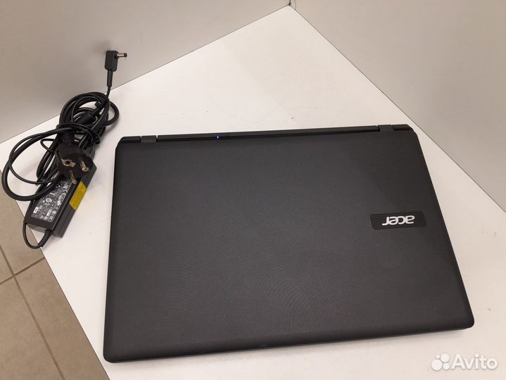 Ноутбук Acer. aspire ES1-522-62NG