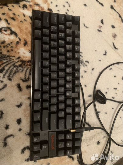 Игровая клавиатура Redragon Kumara механическая