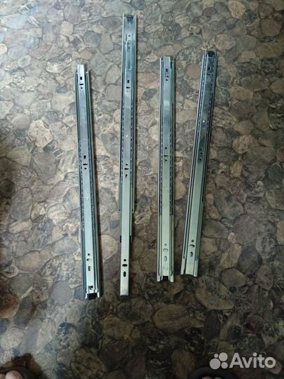 Направляющие для выдвижных ящиков