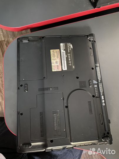 Ноутбук Samsung