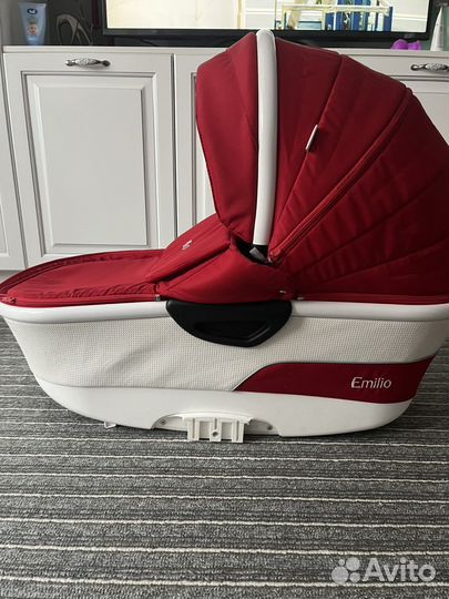 Коляска 2 в 1 Emilio + кресло переноска в машину