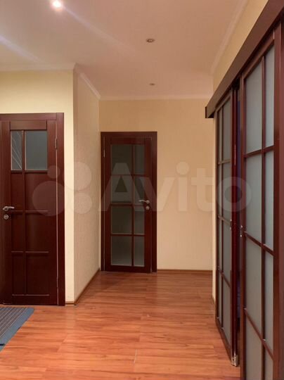 2-к. квартира, 60,4 м², 7/10 эт.