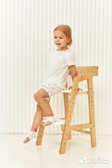Детский растущий стул ортопедический. В стиле Икеа