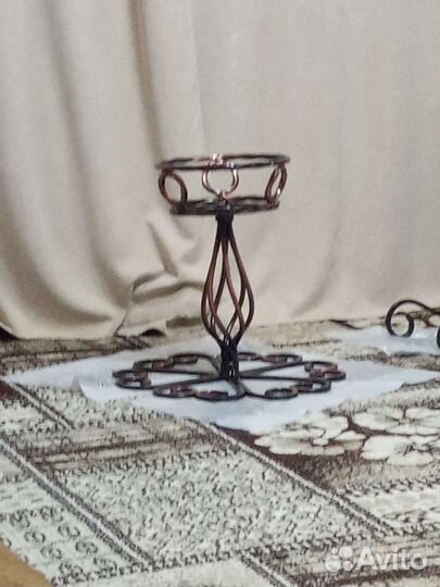 Подставка для цветов