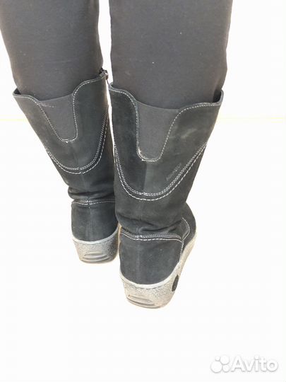 Зимние женские сапоги 37