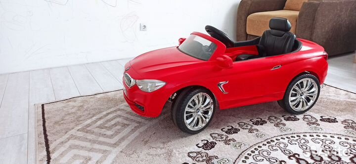 Детский электромобиль