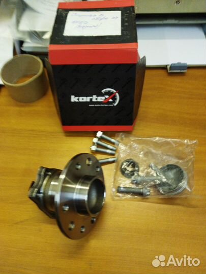 Ступица в сборе opel astra H (задняя)